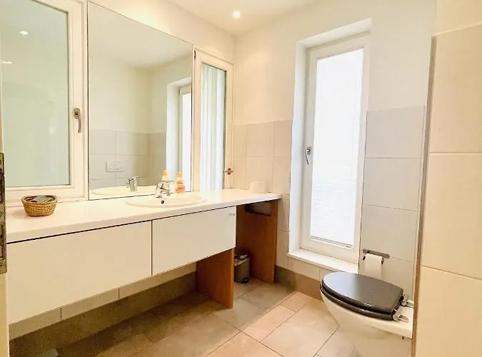 Elegantes Haus - Direkt Am Domplatz - Vollausstattung - Garage